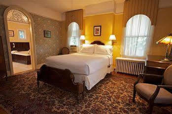 Waypoint House Bed And Breakfast Boyce Esterno foto