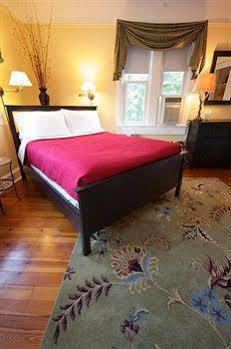 Waypoint House Bed And Breakfast Boyce Esterno foto